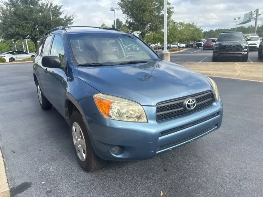 2006 Toyota RAV4 Base photo 1