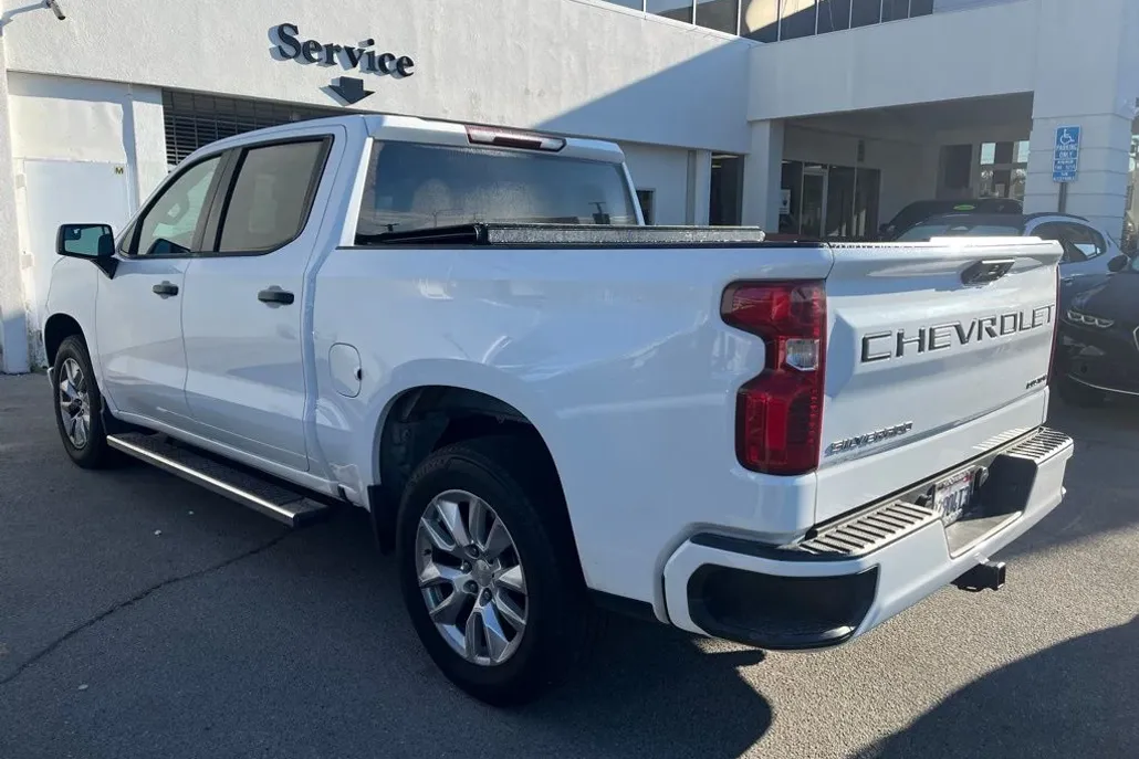 2023 Chevrolet Silverado 1500 Custom photo 1