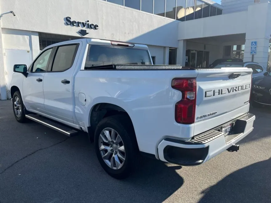 2023 Chevrolet Silverado 1500 Custom photo 1