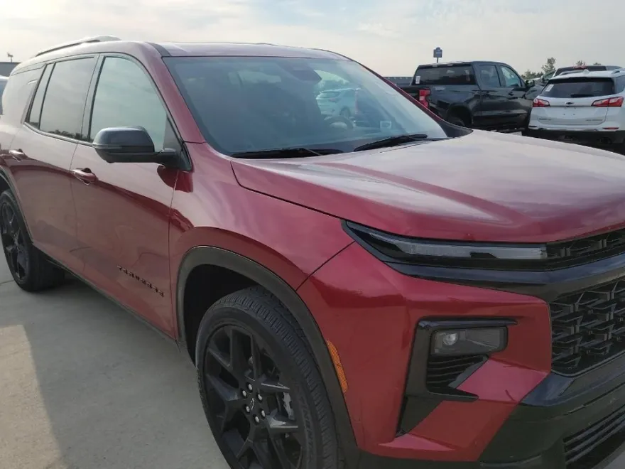 2024 Chevrolet Traverse RS photo 1