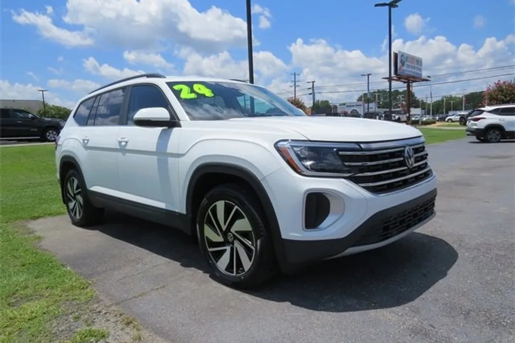 2024 Volkswagen Atlas SE Technology photo 1