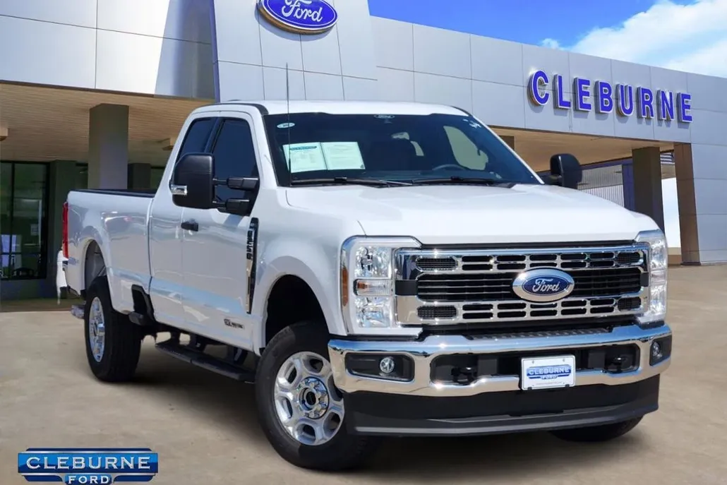 2025 Ford F-250 photo 1