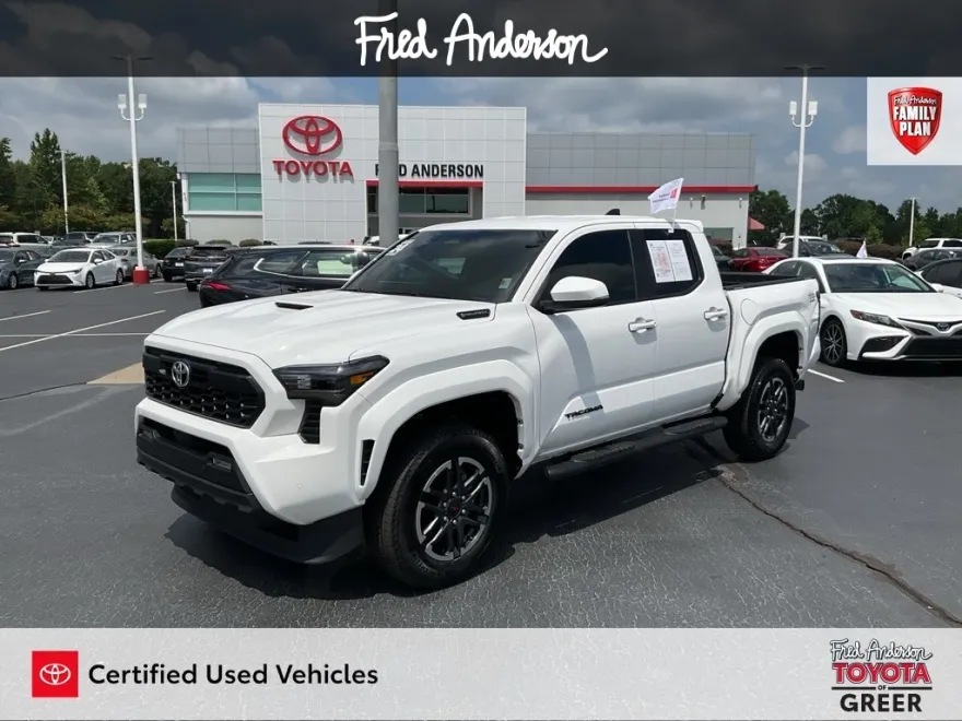 2024 Toyota Tacoma photo 1