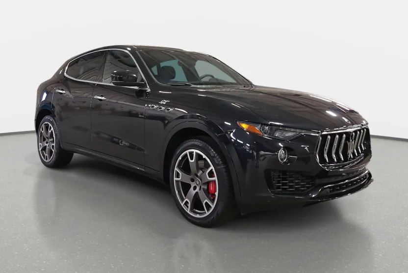 2023 Maserati Levante Base GT photo 1