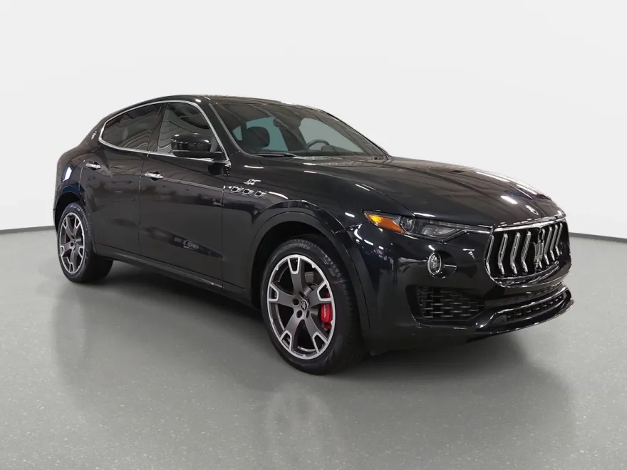 2023 Maserati Levante Base GT photo 1