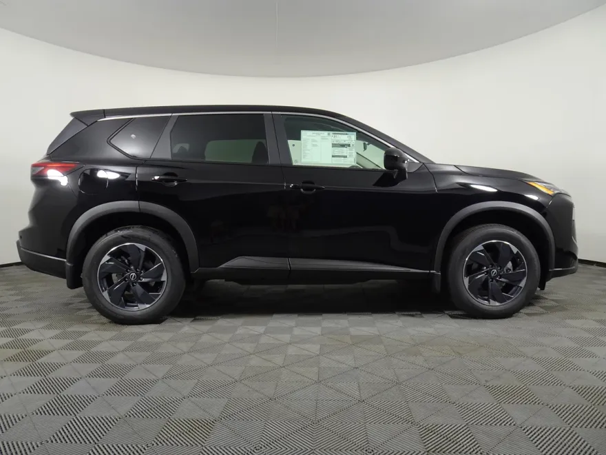 2026 Nissan Rogue SV photo 1