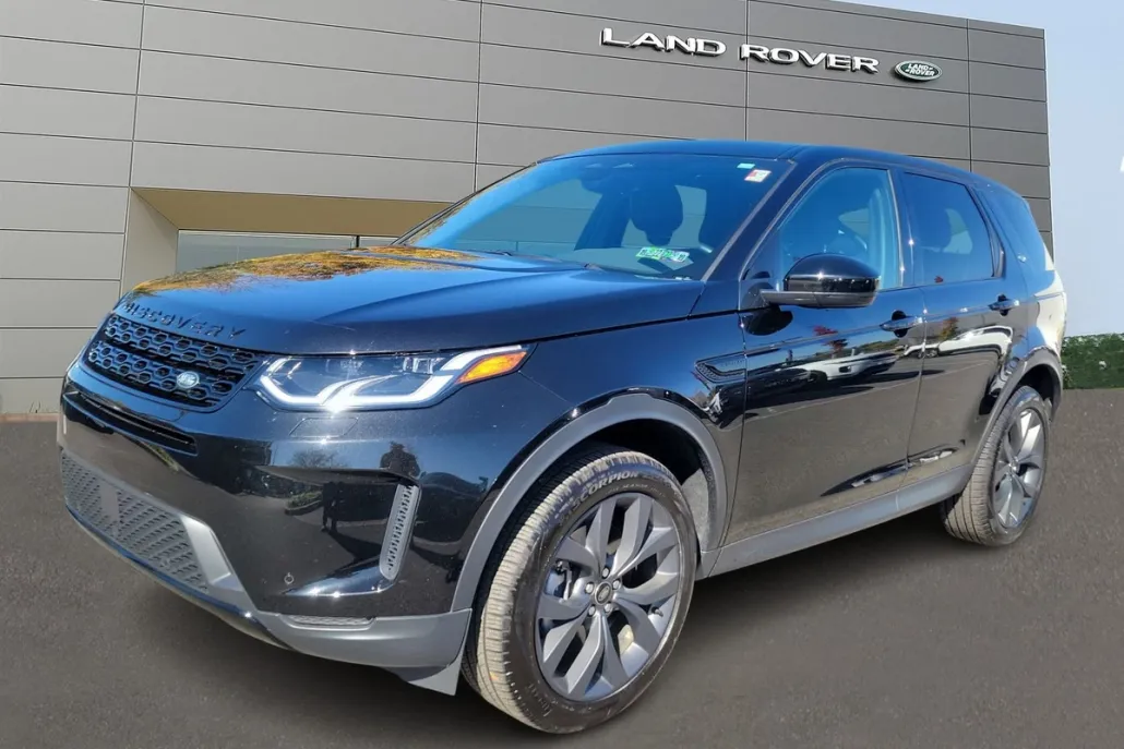 2022 Land Rover Discovery Sport SE photo 1