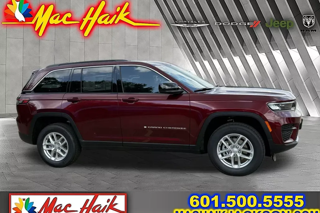 2025 Jeep Grand Cherokee Laredo photo 1