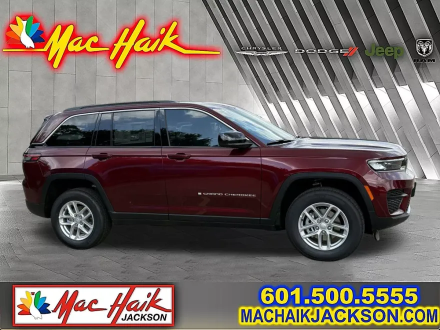 2025 Jeep Grand Cherokee Laredo photo 1