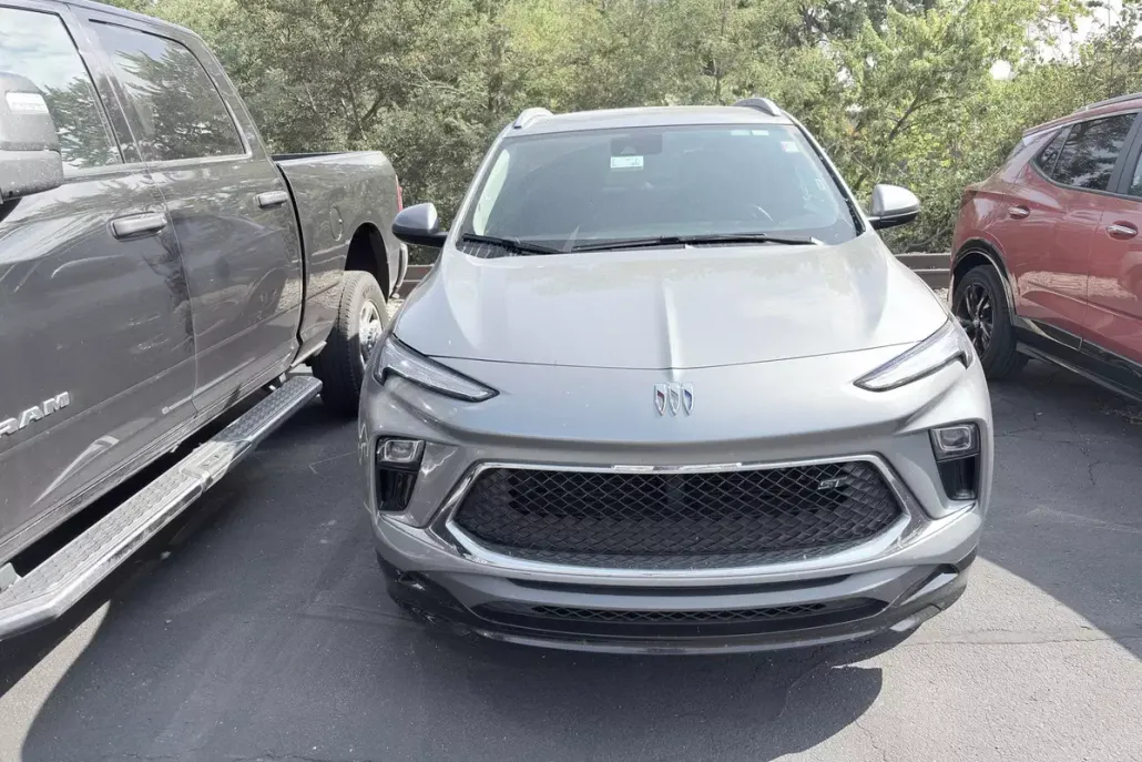 2024 Buick Encore GX Sport Touring photo 1