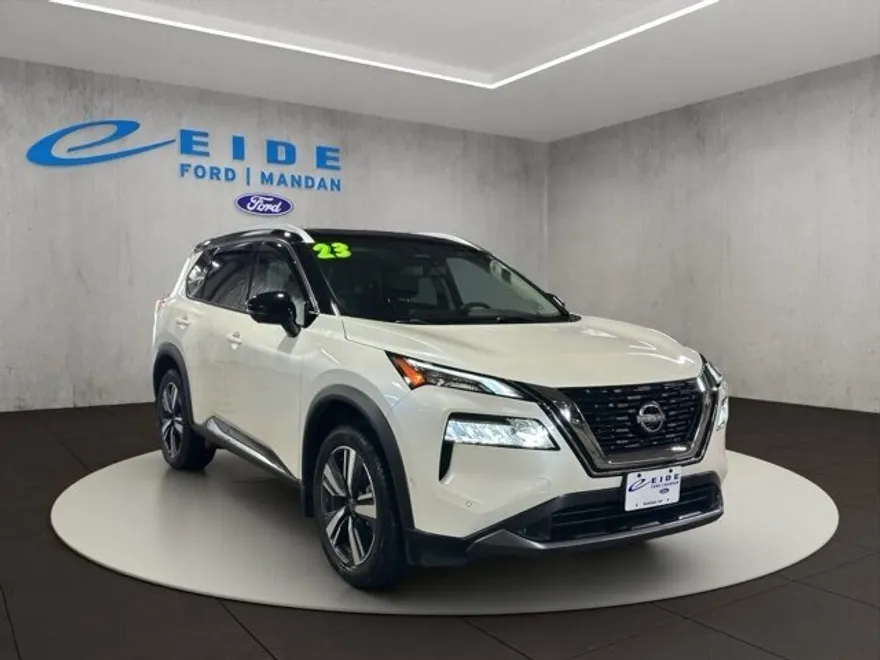 2023 Nissan Rogue SL photo 1
