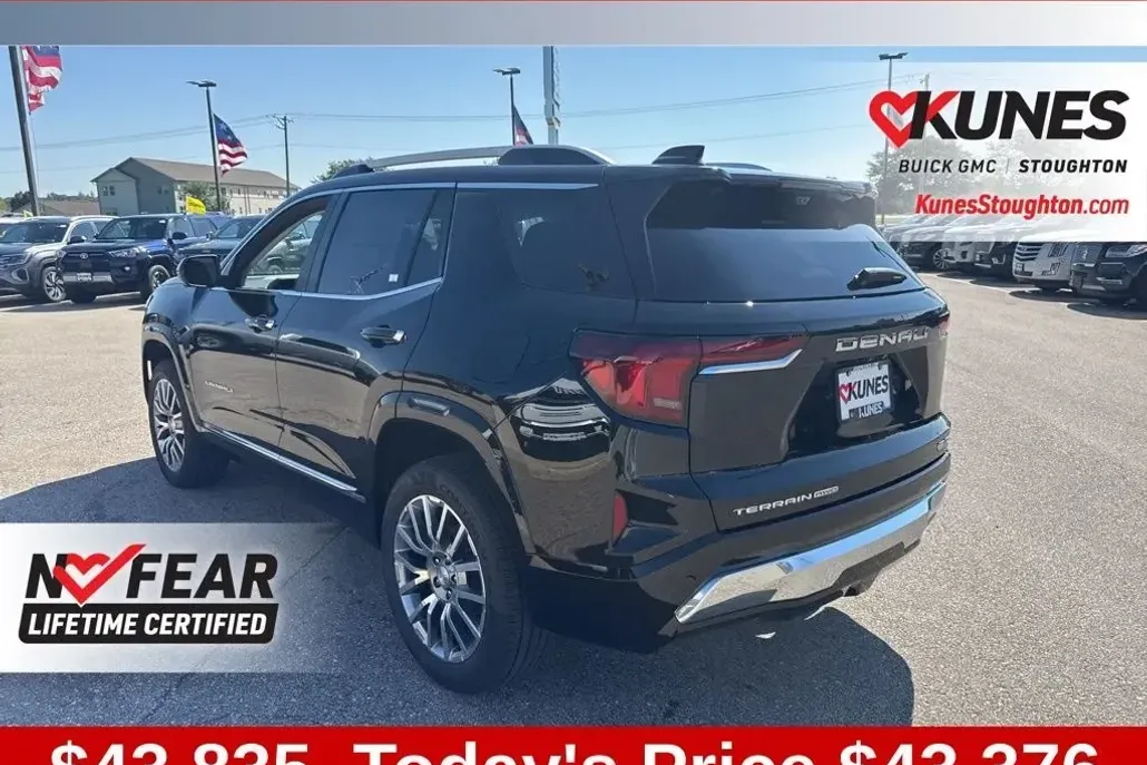 2026 Gmc Terrain Denali photo 1