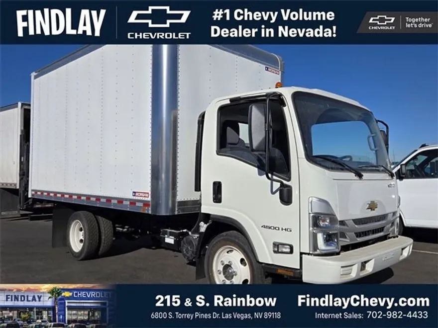 2024 Chevrolet Silverado 4500HD photo 1