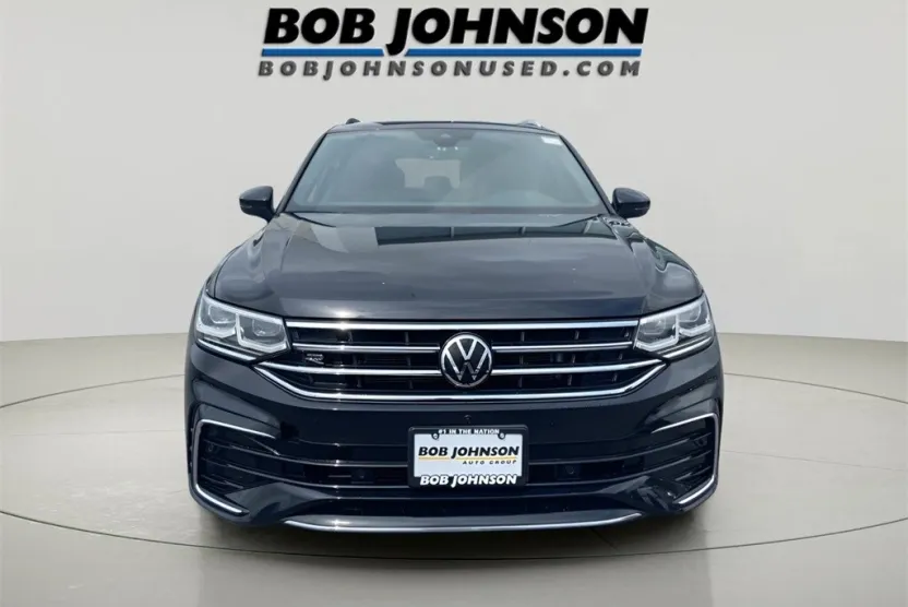 2022 Volkswagen Tiguan SEL Premium R-Line photo 1