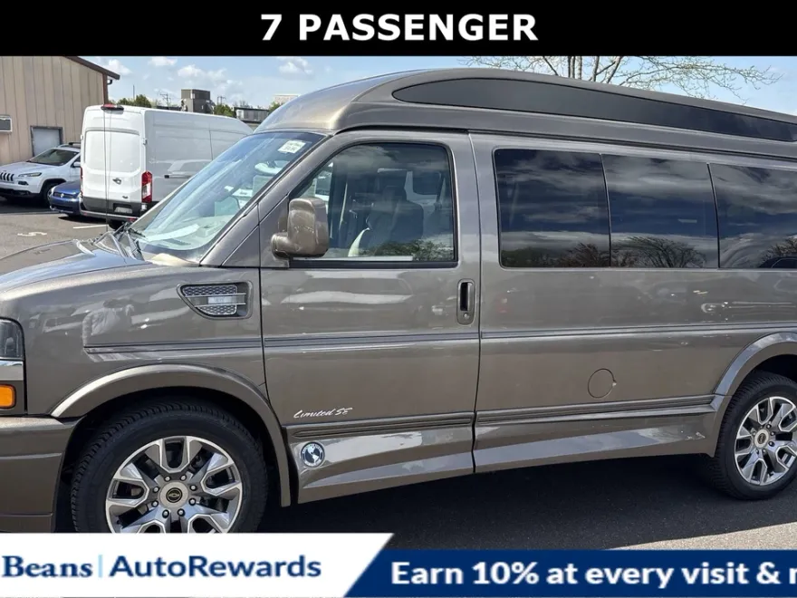 2025 Chevrolet Express Cargo 2500 Van photo 1