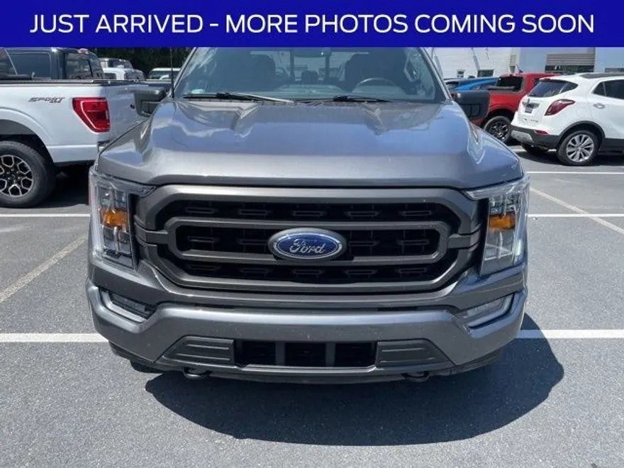 2022 Ford F-150 XLT photo 1