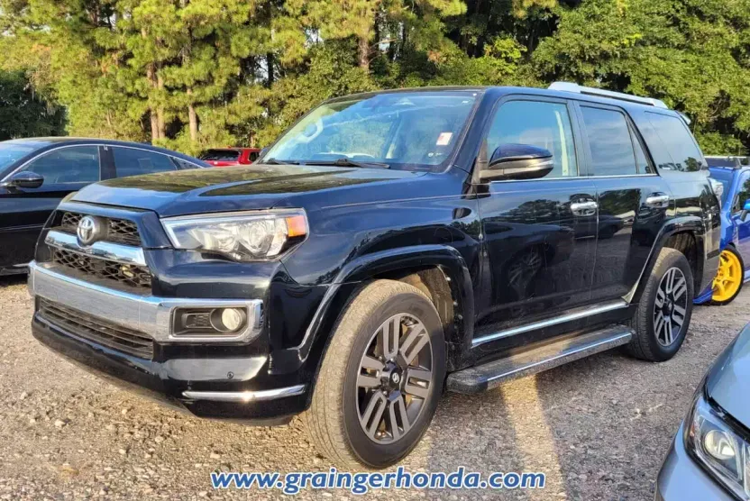 2016 Toyota 4Runner Base photo 1