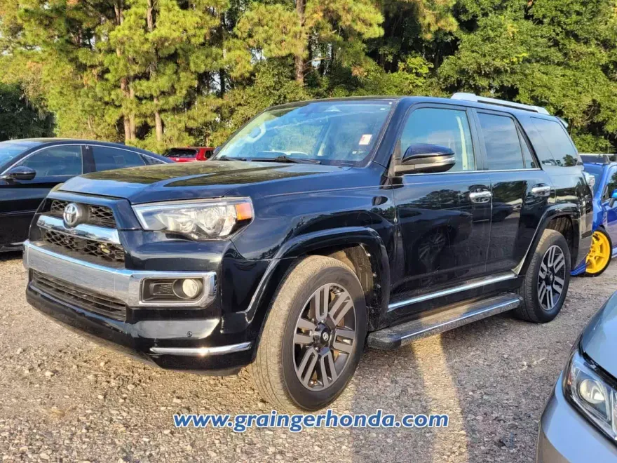 2016 Toyota 4Runner Base photo 1