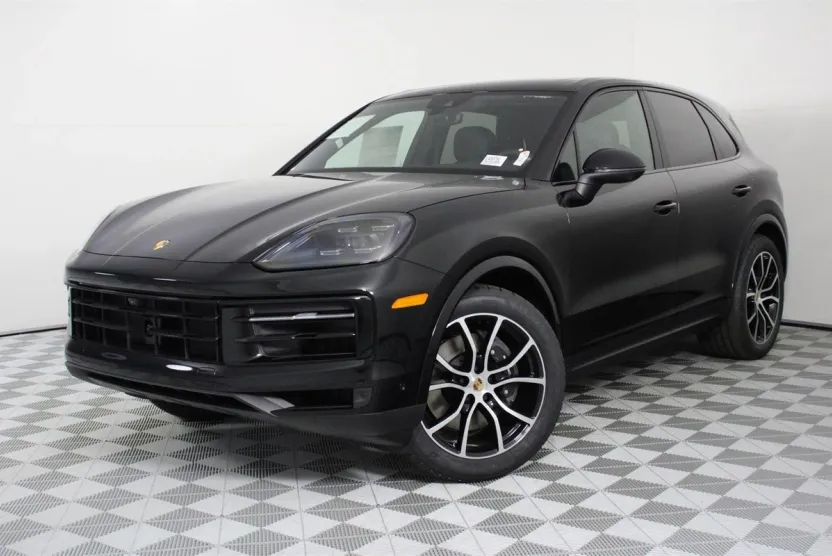 2025 Porsche Cayenne photo 1