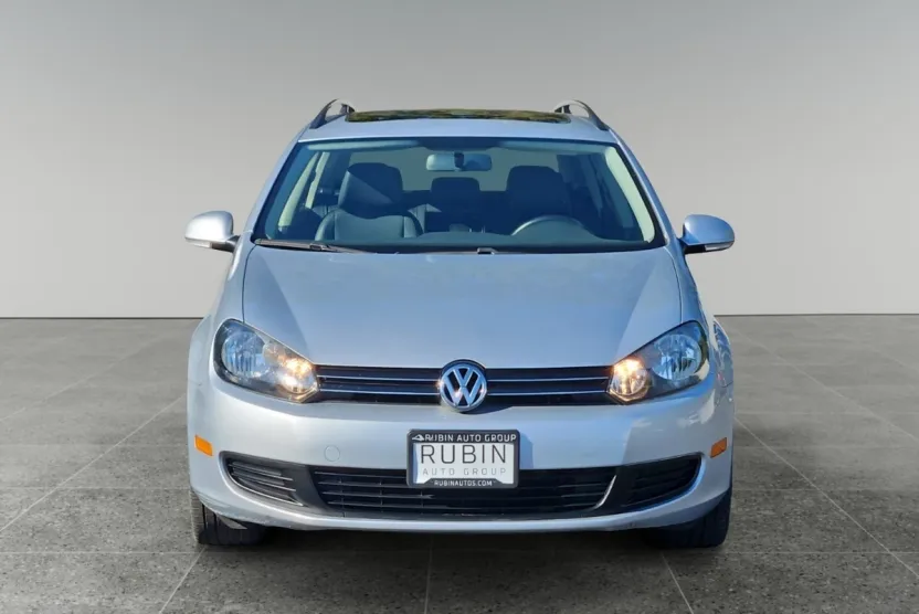 2014 Volkswagen Jetta SportWagen 2.0 TDI photo 1