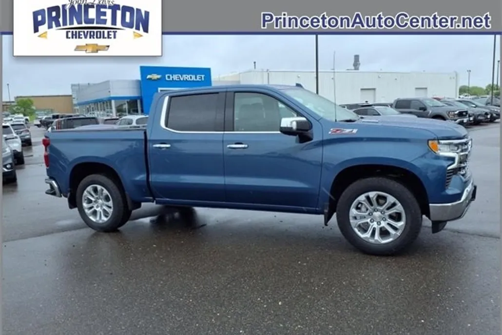 2024 Chevrolet Silverado 1500 LTZ photo 1