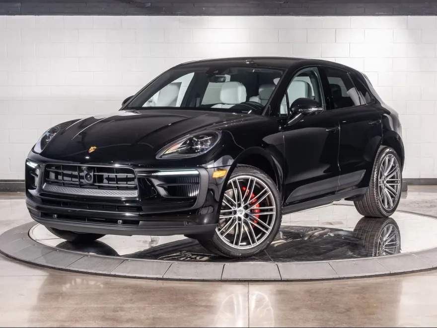 2025 Porsche Macan S photo 1
