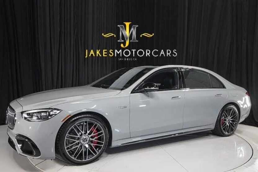 2024 Mercedes Benz S AMG 63 600 photo 1
