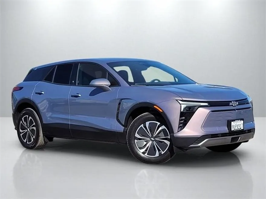 2025 Chevrolet Blazer EV photo 1