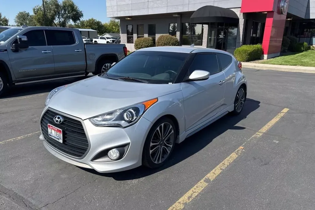 2016 Hyundai Veloster Turbo R-Spec Rally Edition photo 1