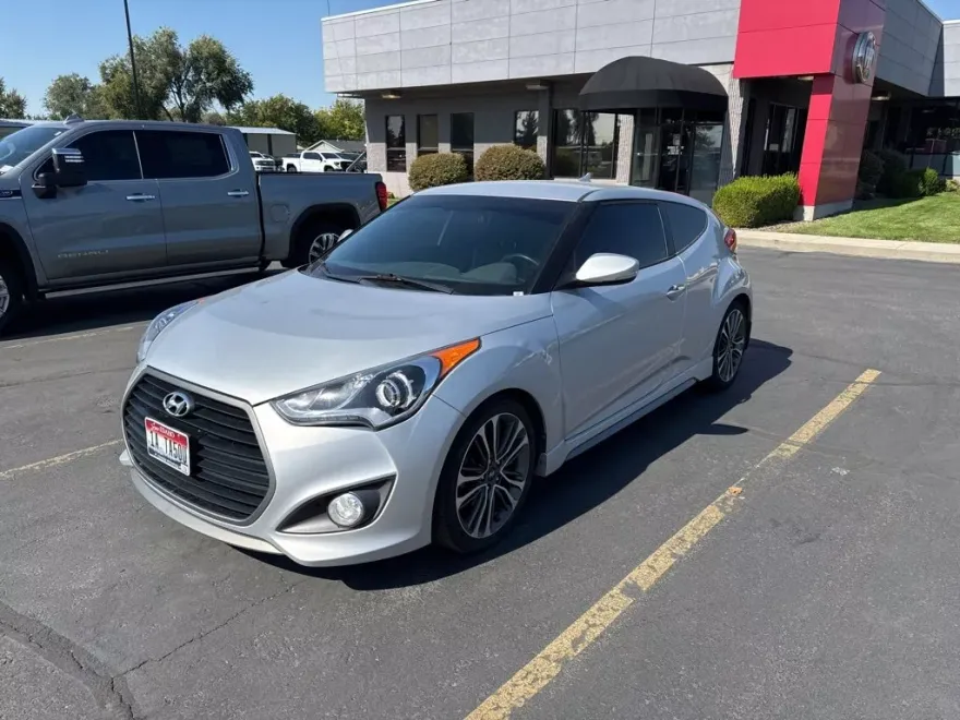 2016 Hyundai Veloster Turbo R-Spec Rally Edition photo 1