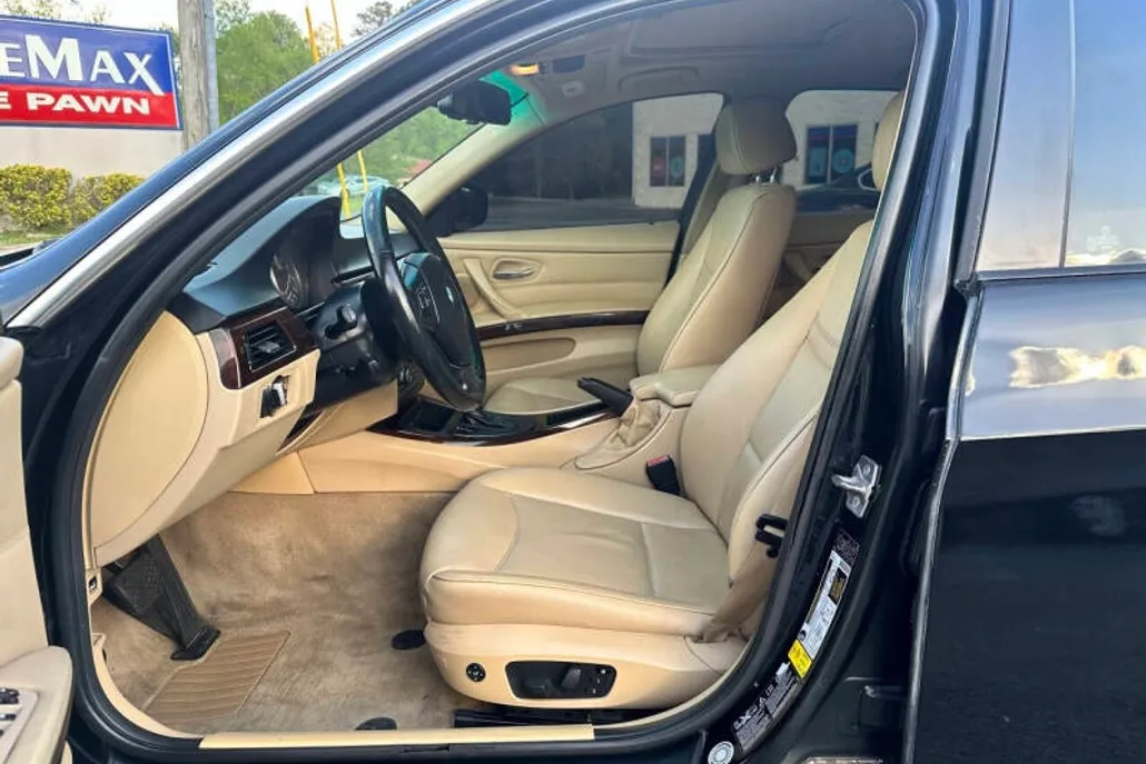 2011 Bmw 335i xDrive SA photo 1