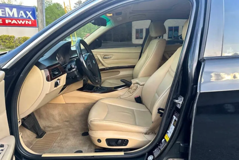 2011 Bmw 335i xDrive SA photo 1