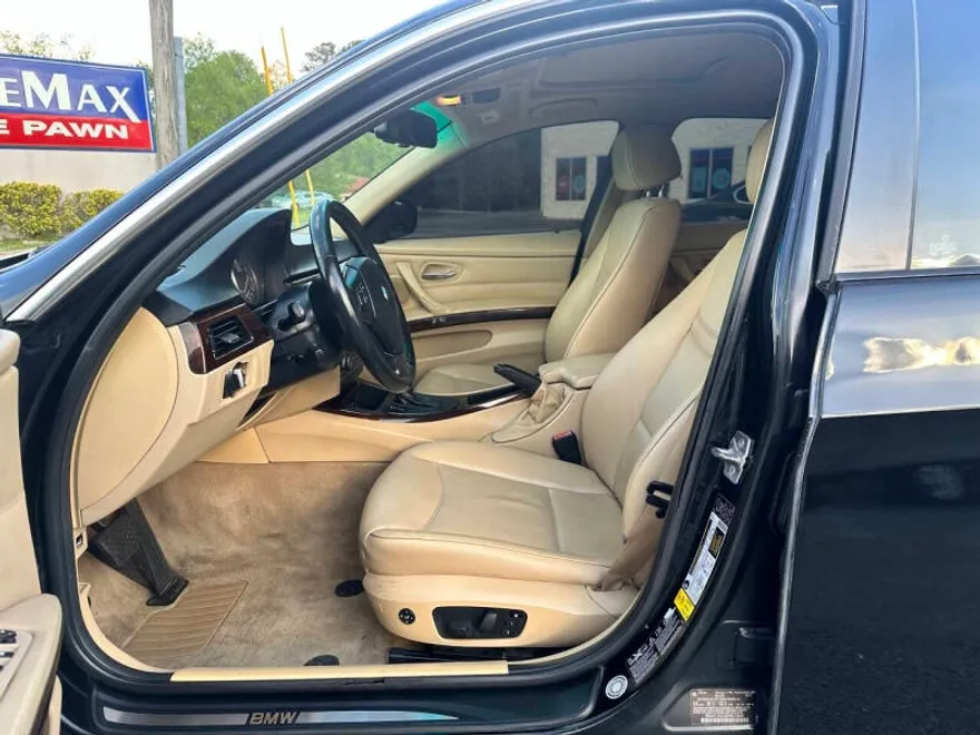 2011 Bmw 335i xDrive SA photo 1