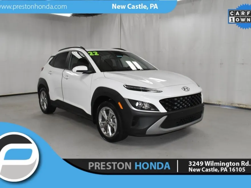 2022 Hyundai Kona SEL photo 1