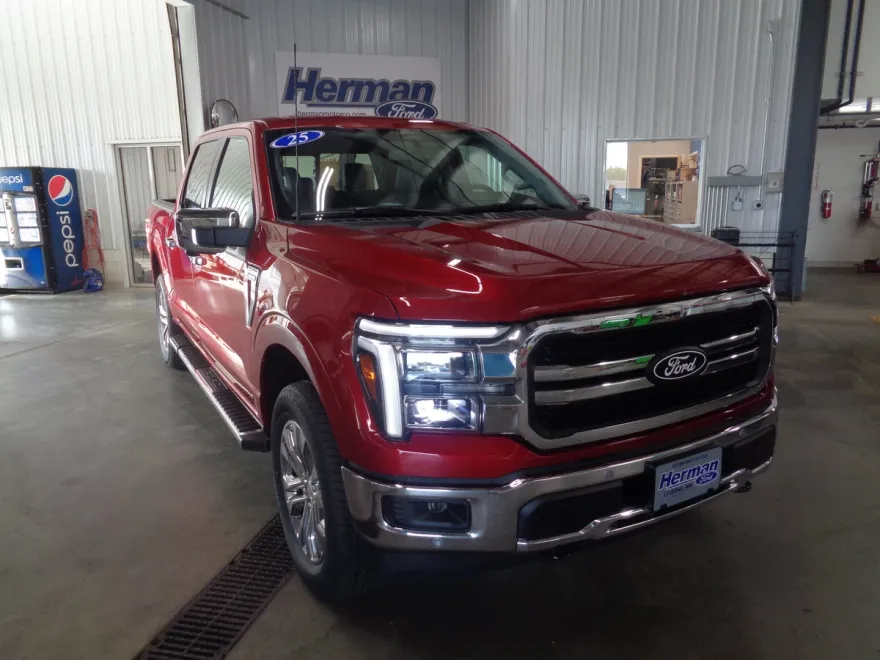 2025 Ford F-150 Lariat photo 1