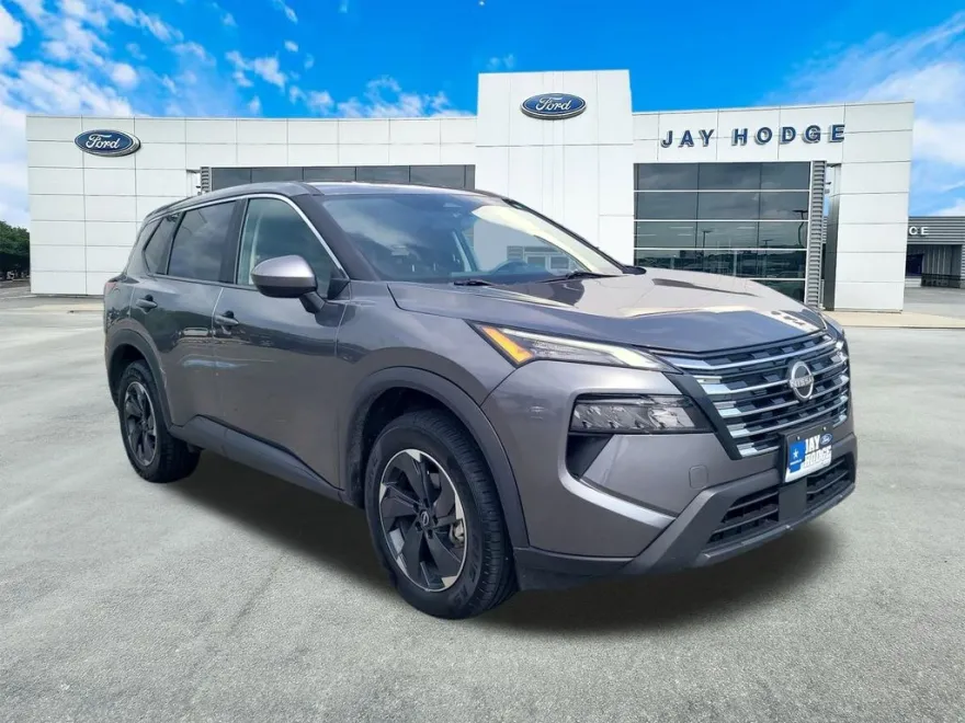 2024 Nissan Rogue SV photo 1