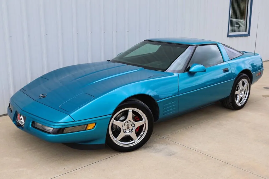 1992 Chevrolet Corvette Base photo 1