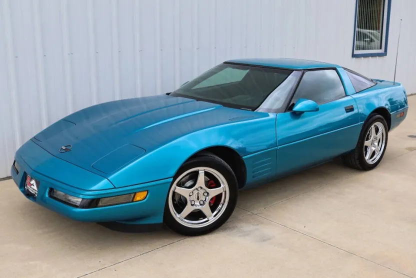 1992 Chevrolet Corvette Base photo 1