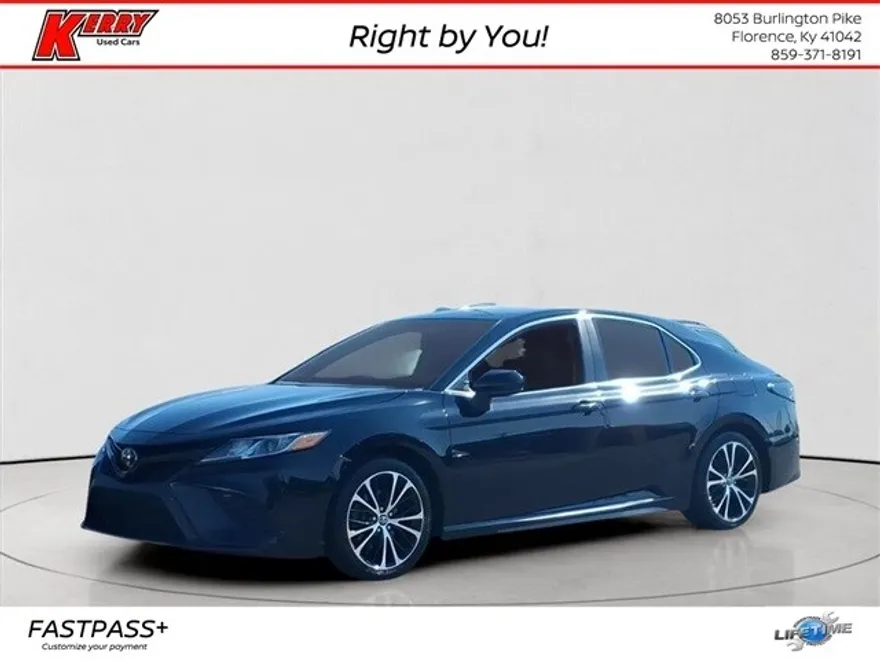 2018 Toyota Camry L photo 1