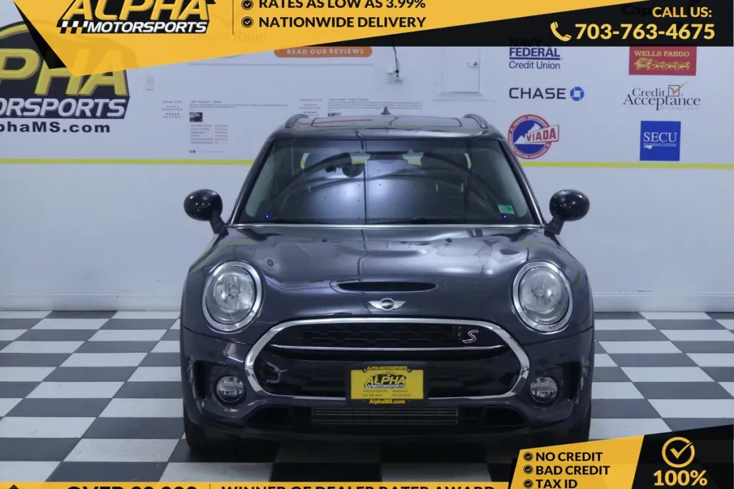 2017 Mini Clubman Base S ALL4 photo 1