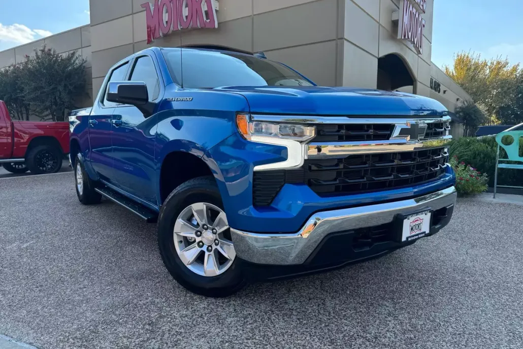 2023 Chevrolet Silverado 1500 photo 1