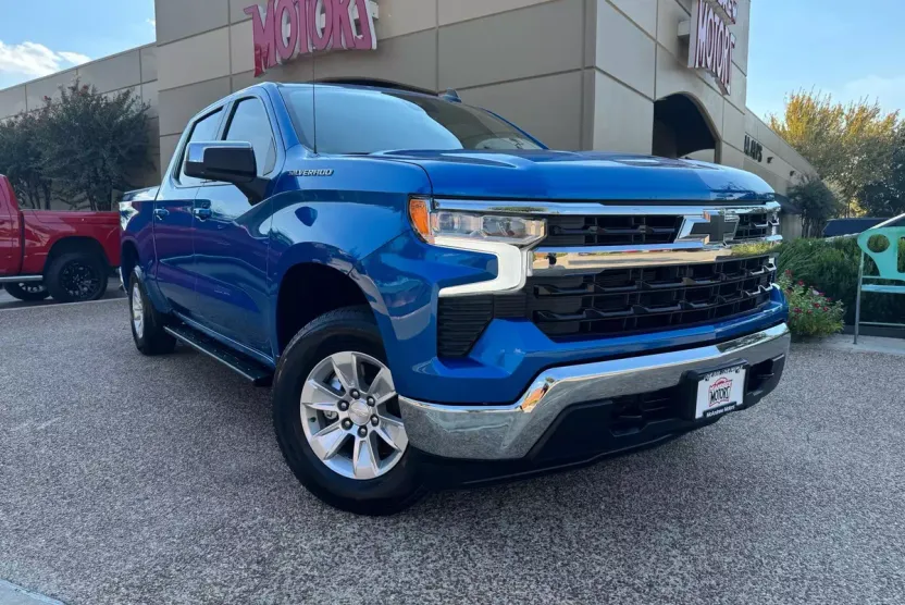 2023 Chevrolet Silverado 1500 photo 1