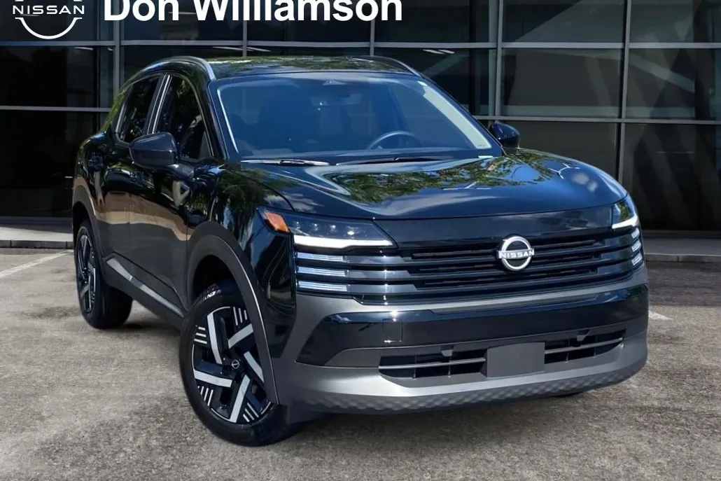 2025 Nissan Kicks SV photo 1