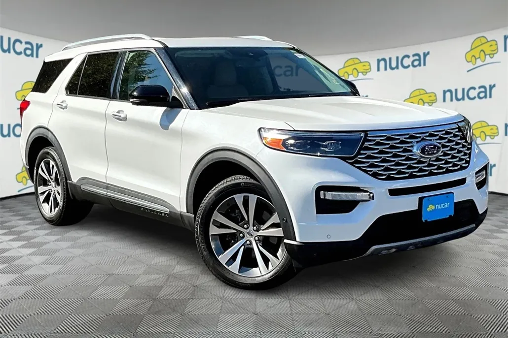2020 Ford Explorer Platinum photo 1