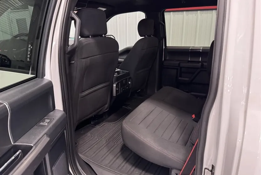 2018 Ford F-150 XLT photo 1