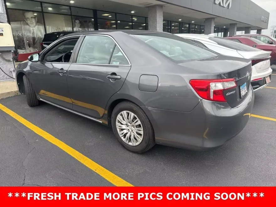 2012 Toyota Camry L photo 1