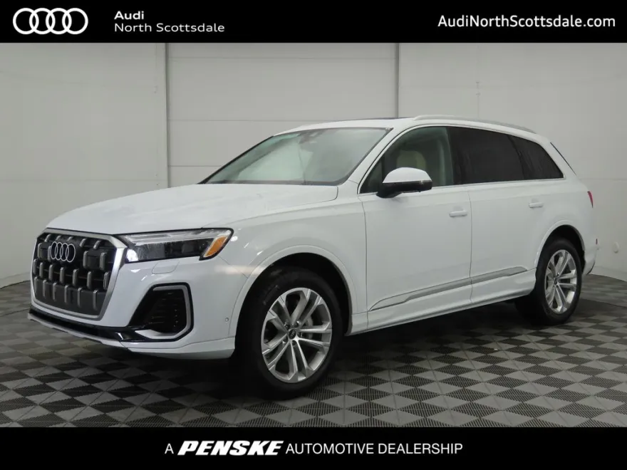2025 Audi Q7 45 Premium Plus photo 1