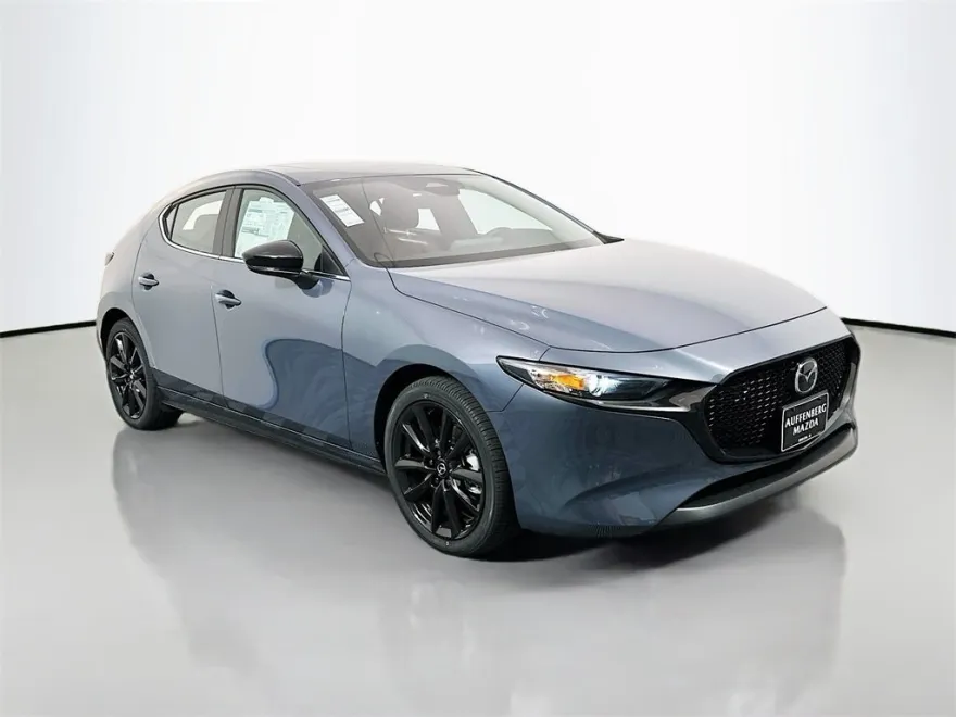 2025 Mazda Mazda3 Hatchback 2.5 s Carbon photo 1