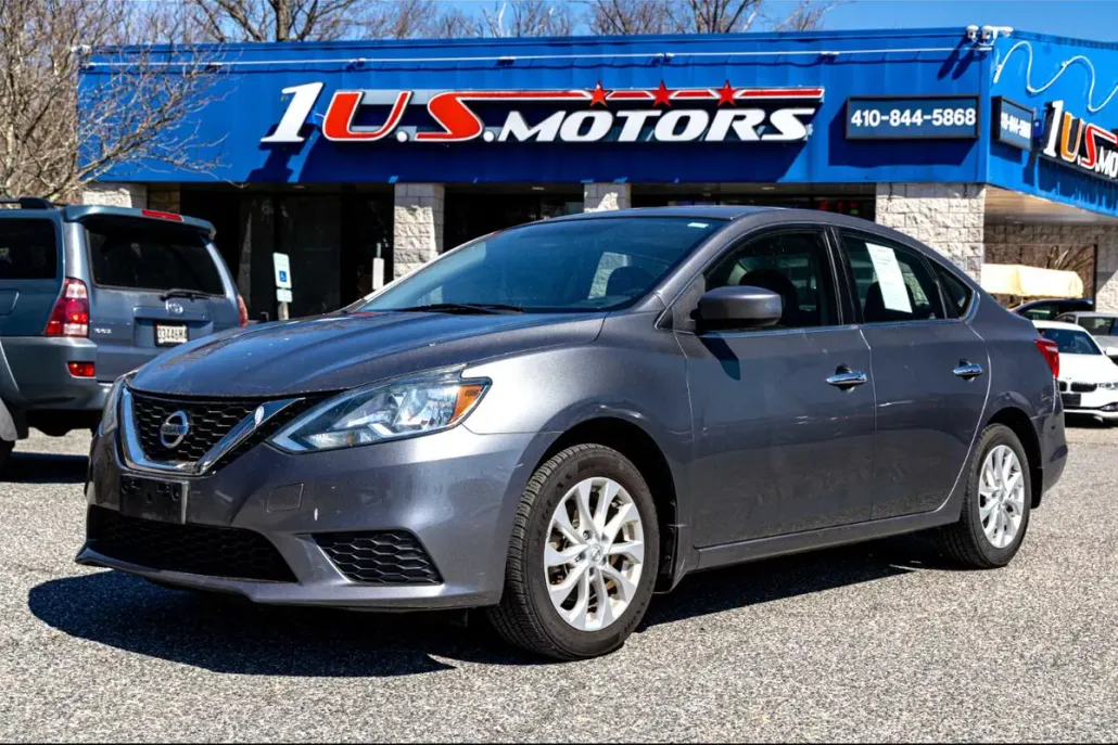 2017 Nissan Sentra SV photo 1