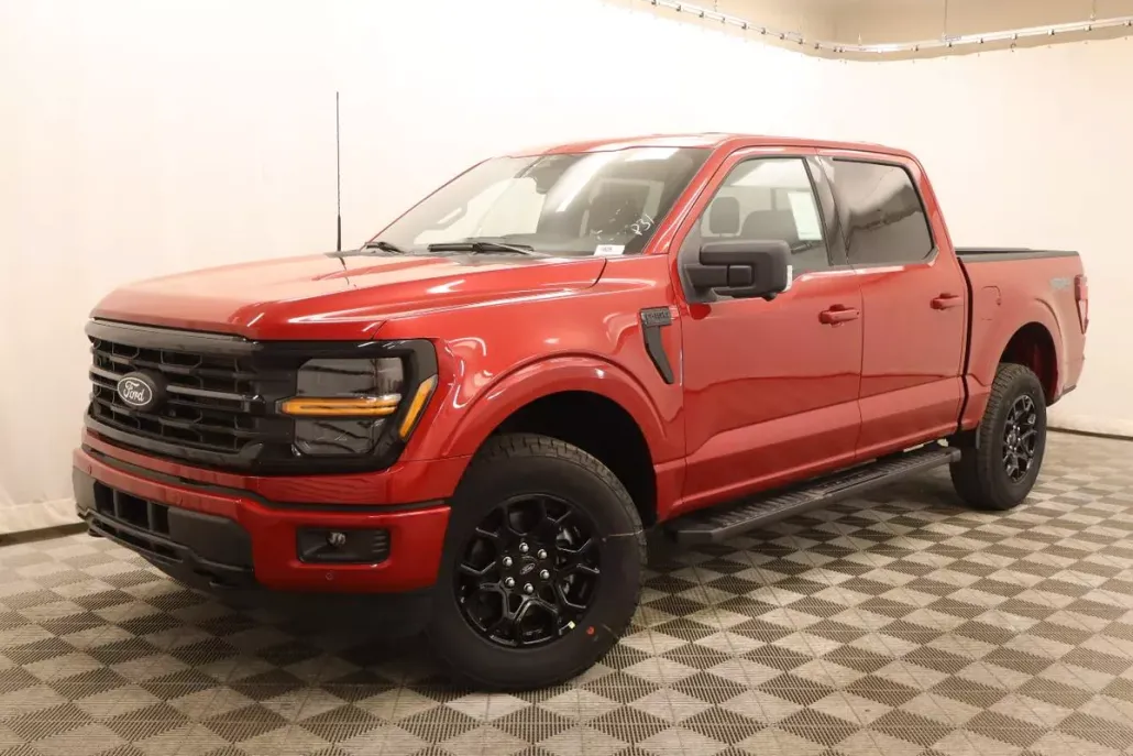2025 Ford F-150 XLT photo 1
